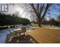61 MCLEOD CRESCENT - 35