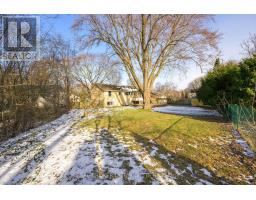 61 MCLEOD CRESCENT - 41