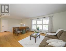 61 MCLEOD CRESCENT - 5