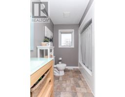 49988 DINGLE STREET - 11