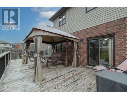 711 SPRINGWOOD CRESCENT - 32