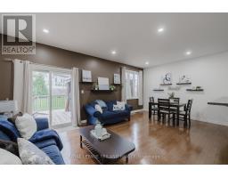 711 SPRINGWOOD CRESCENT - 9