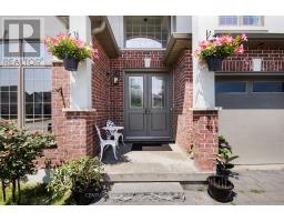 207 UNION AVENUE - 4