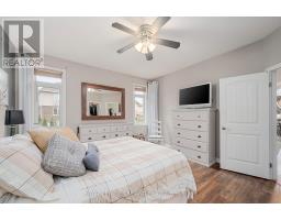 10 SANDPIPER PLACE - 11