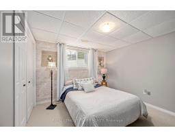 10 SANDPIPER PLACE - 30