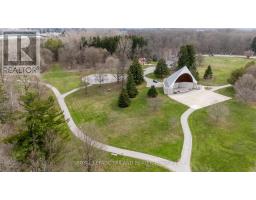10 SANDPIPER PLACE - 46