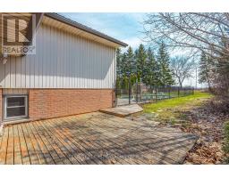 40 BEXHILL DRIVE - 31
