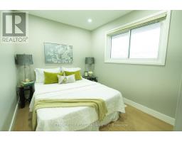 19 APONI CRESCENT - 10