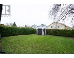 19 APONI CRESCENT - 19