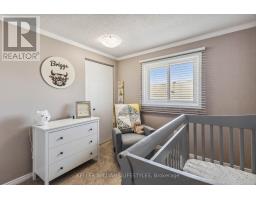53 ERICA CRESCENT - 31