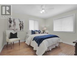 77 WOODVALE DRIVE - 17