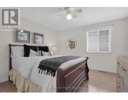 77 WOODVALE DRIVE - 19