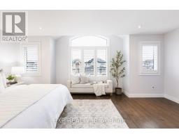 2180 YELLOWBIRCH PLACE - 23