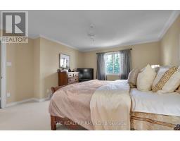 7026 DIANE CRESCENT - 22