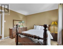7026 DIANE CRESCENT - 27