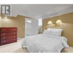 7026 DIANE CRESCENT - 38