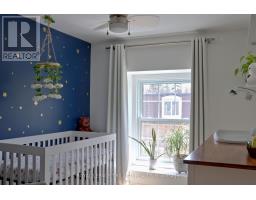 102 - 900 PONDVIEW ROAD - 19