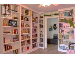 102 - 900 PONDVIEW ROAD - 23