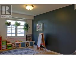 102 - 900 PONDVIEW ROAD - 5