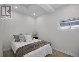 134 MAUD STREET - 18