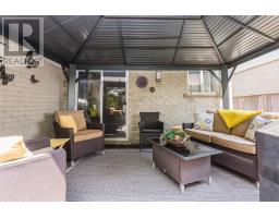 53 AUGUSTA CRESCENT - 34