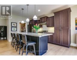 25 - 181 SKYLINE AVENUE - 11