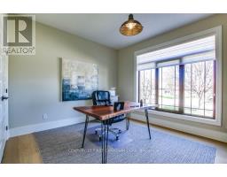 25 - 181 SKYLINE AVENUE - 14