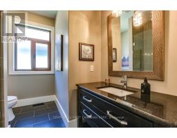 25 - 181 SKYLINE AVENUE - 16