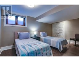 25 - 181 SKYLINE AVENUE - 21