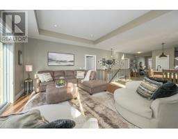 675 BENNETT CRESCENT - 28