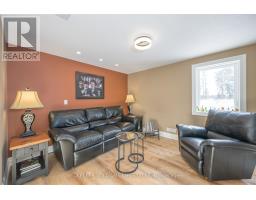 675 BENNETT CRESCENT - 43