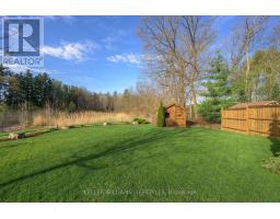 675 BENNETT CRESCENT - 9