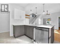 879 TRAFALGAR STREET - 15
