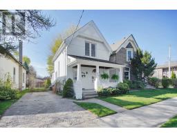 879 TRAFALGAR STREET - 3