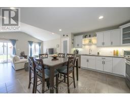 155 PEACH TREE BOULEVARD - 4