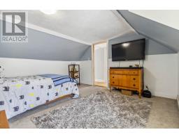 476 EMERY STREET E - 29