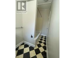 80 BYRON AVENUE E - 14