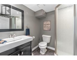 76 SANDERS STREET W - 33