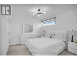 25 ALEXANDER CIRCLE - 17