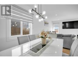 25 ALEXANDER CIRCLE - 7
