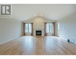 1 - 87 DONKER DRIVE - 23