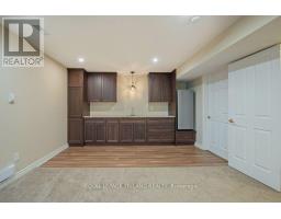 1 - 87 DONKER DRIVE - 37