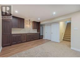 1 - 87 DONKER DRIVE - 38