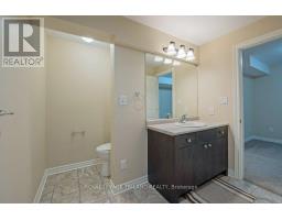 1 - 87 DONKER DRIVE - 42