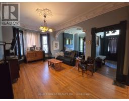 17 SCOTT STREET - 15