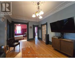 17 SCOTT STREET - 18