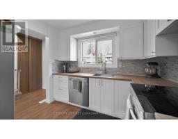 105 - 257 PIONEER DRIVE - 7