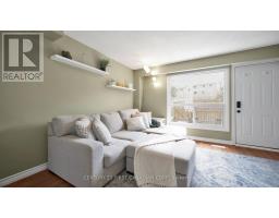 105 - 257 PIONEER DRIVE - 8