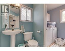 27 COOK CRESCENT - 11
