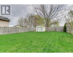 27 COOK CRESCENT - 27
